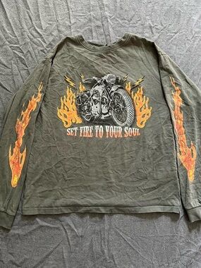 Urban Outfitters Women's Set Fire To Your Soul Long Sleeve Shirt